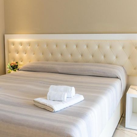 Residence Hotel Alba Palace Алба Адриатика Екстериор снимка